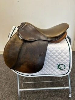 Stubben Parzival 17" M